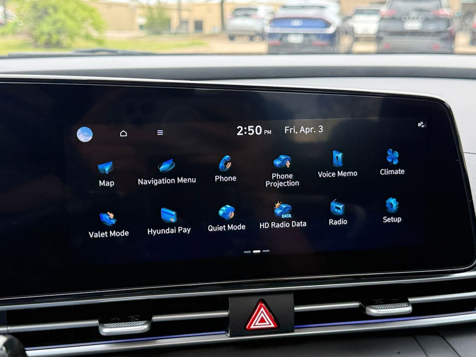 Used 2025 Hyundai Elantra SEL image 21