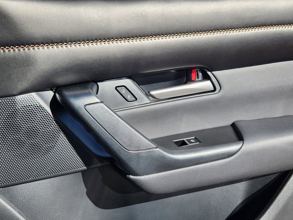 Used 2025 MAZDA CX-50 AWD 2.5 Hybrid w/ Premium Pkg image 20