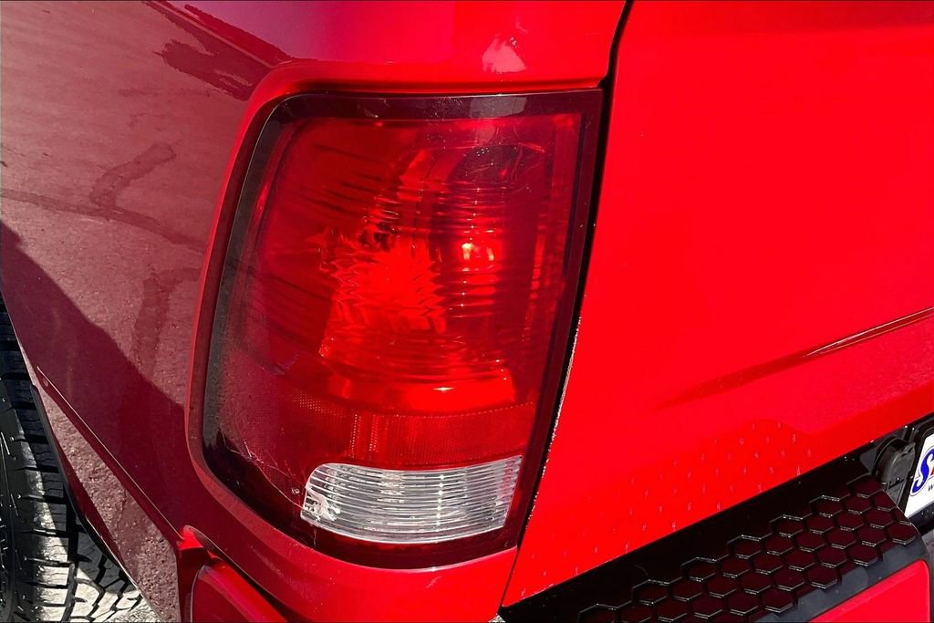 Used 2014 RAM 1500 Express image 22