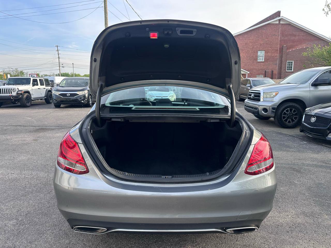 Used 2015 Mercedes-Benz C 300 Sedan image 30