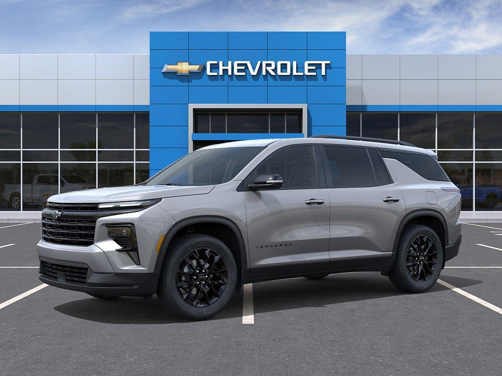 New 2026 Chevrolet Traverse LT w/ Midnight/Sport Edition AWD/4WD image 2