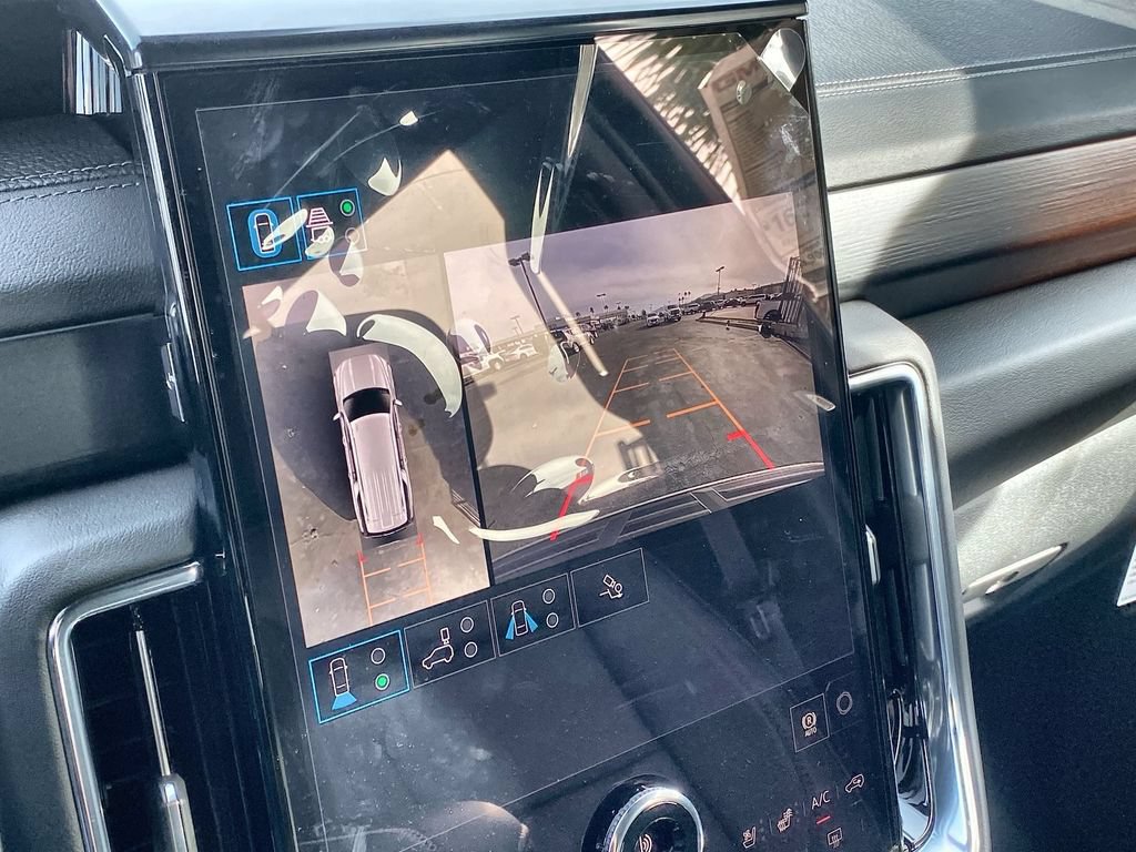 Certified 2026 GMC Yukon XL Denali w/ Advanced Technology Package AWD/4WD image 26