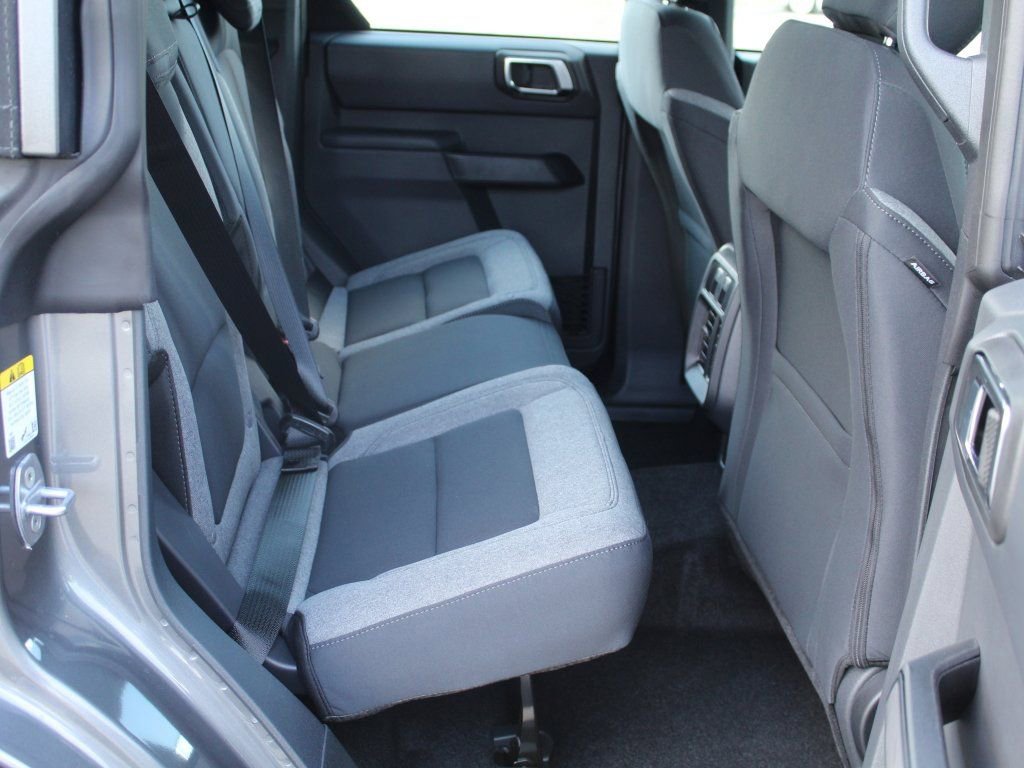 New 2025 Ford Bronco 4-Door image 8