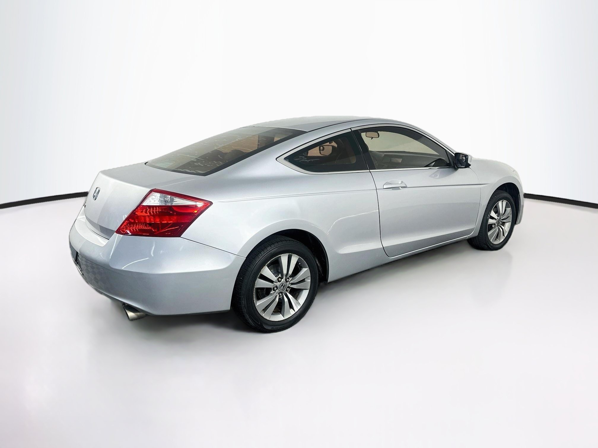Used 2010 Honda Accord LX-S image 9