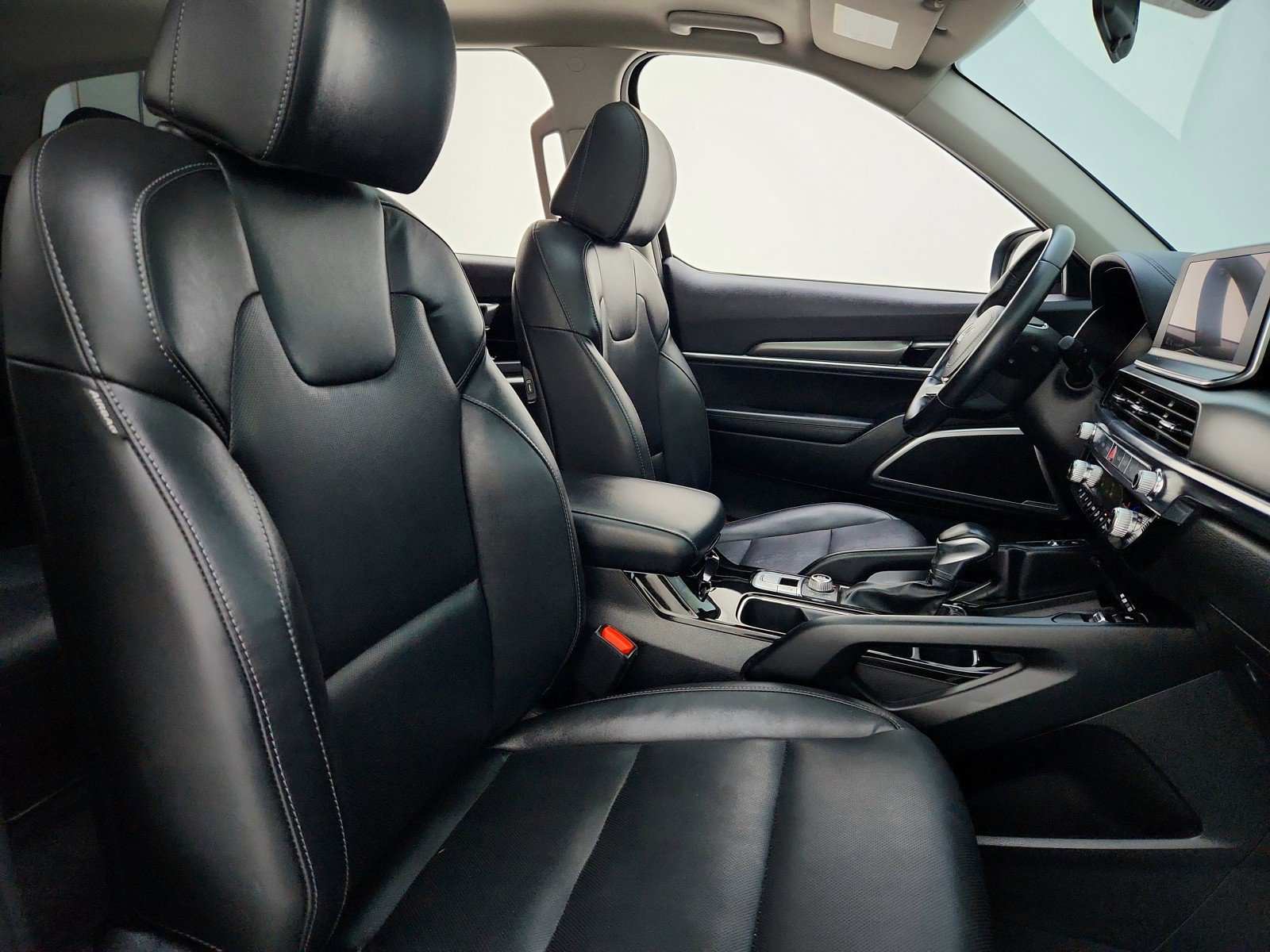 Used 2022 Kia Telluride S image 25