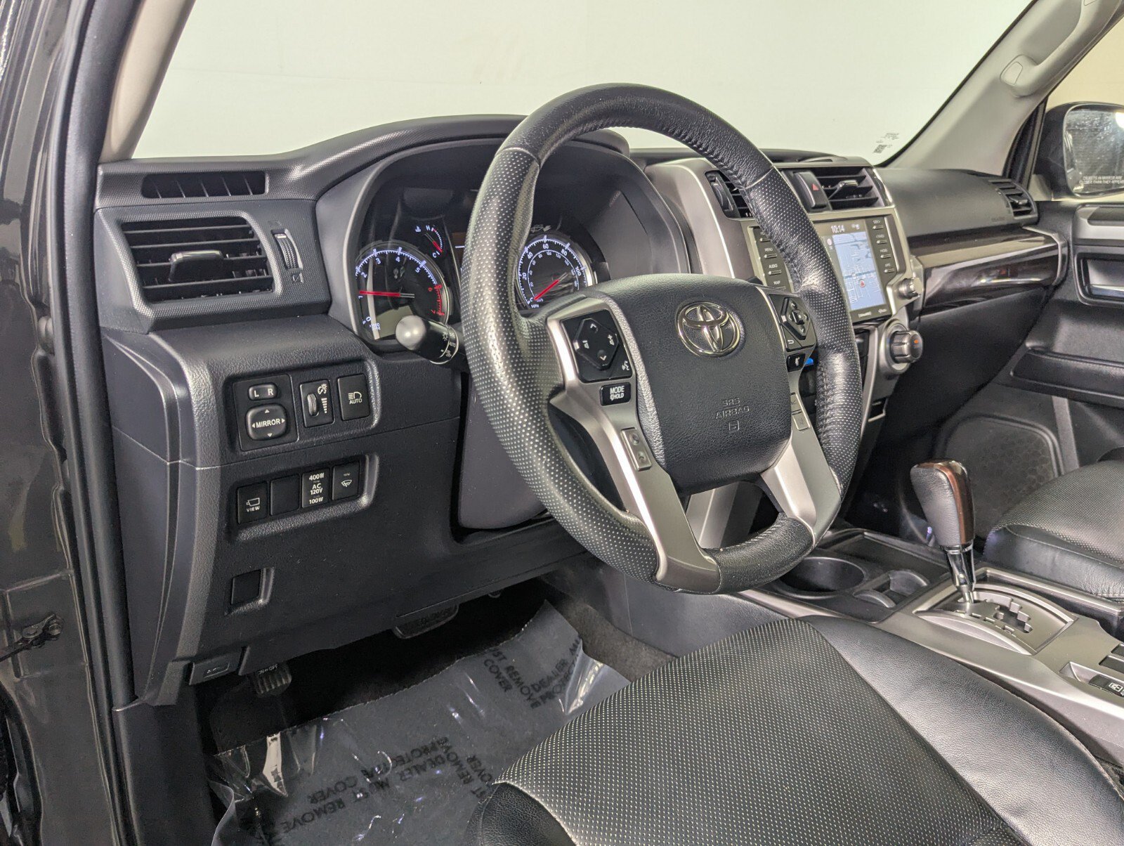 Used 2023 Toyota 4Runner Limited RWD image 13