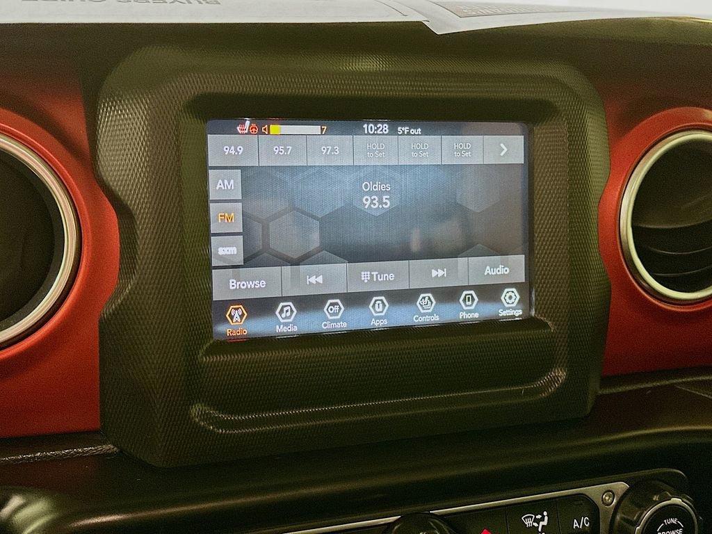 Certified 2021 Jeep Gladiator Rubicon w/ Cold Weather Group image 24