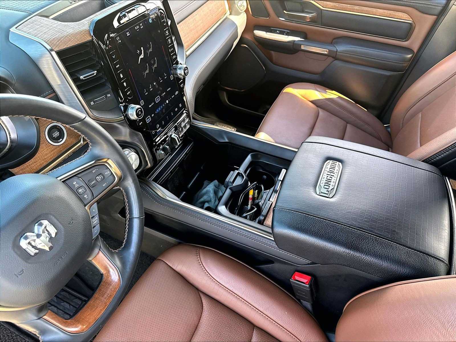 Used 2024 RAM 1500 Limited AWD/4WD image 16