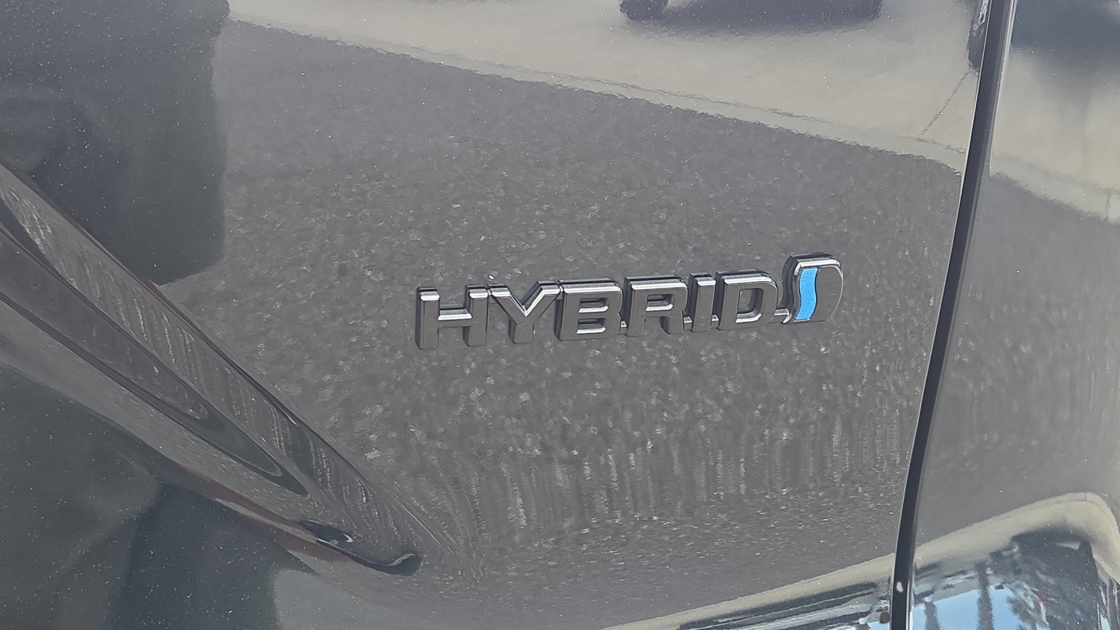 Used 2024 Toyota Corolla Cross AWD Hybrid image 12