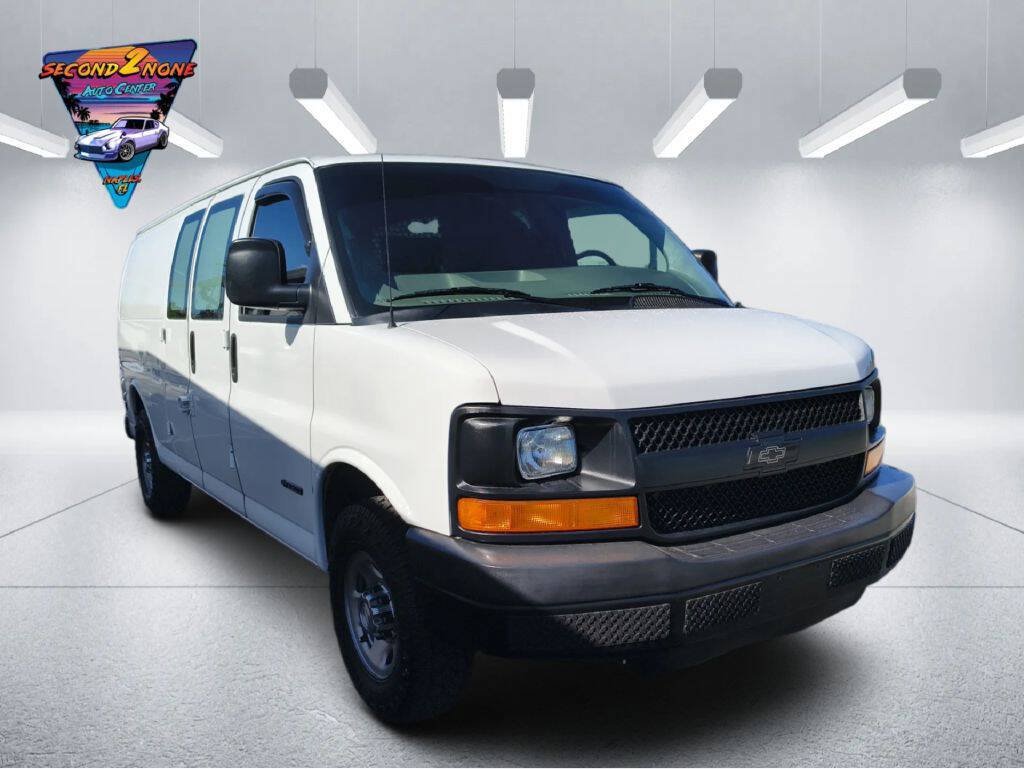 Used 2005 Chevrolet Express 2500 Extended RWD image 3
