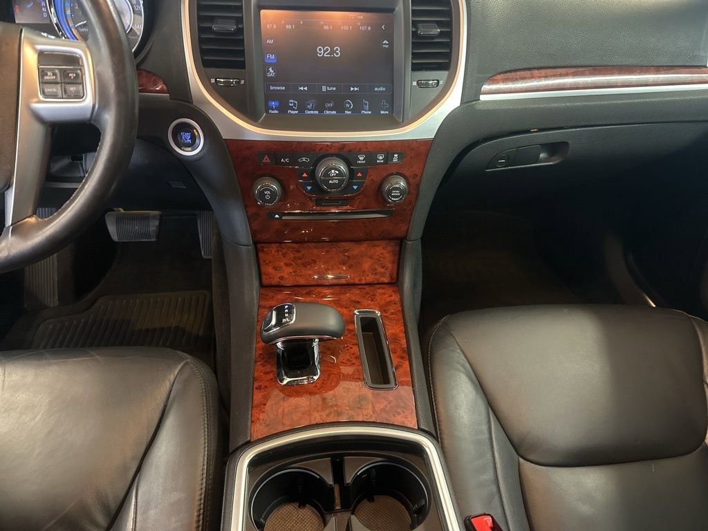 Used 2012 Chrysler 300 Limited image 18