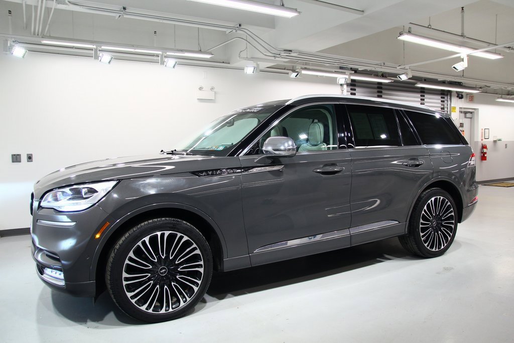 Used 2021 Lincoln Aviator Black Label w/ Dynamic Handling Package image 16