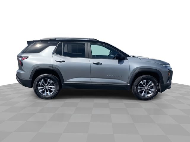 Used 2025 Chevrolet Equinox LT w/ Safety and Technology Package FWD image 9