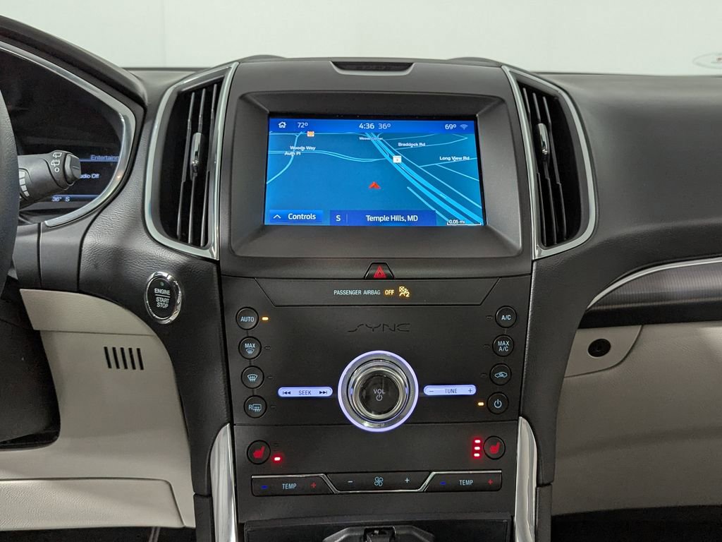 Used 2020 Ford Edge Titanium image 20