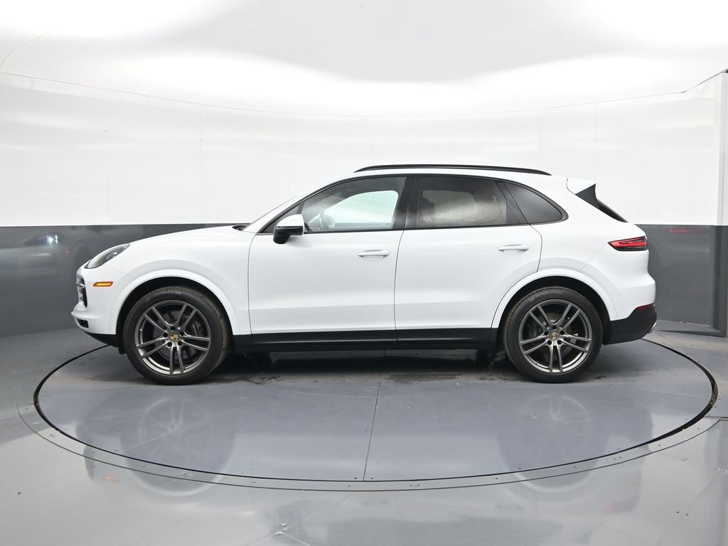 Used 2023 Porsche Cayenne AWD/4WD image 4