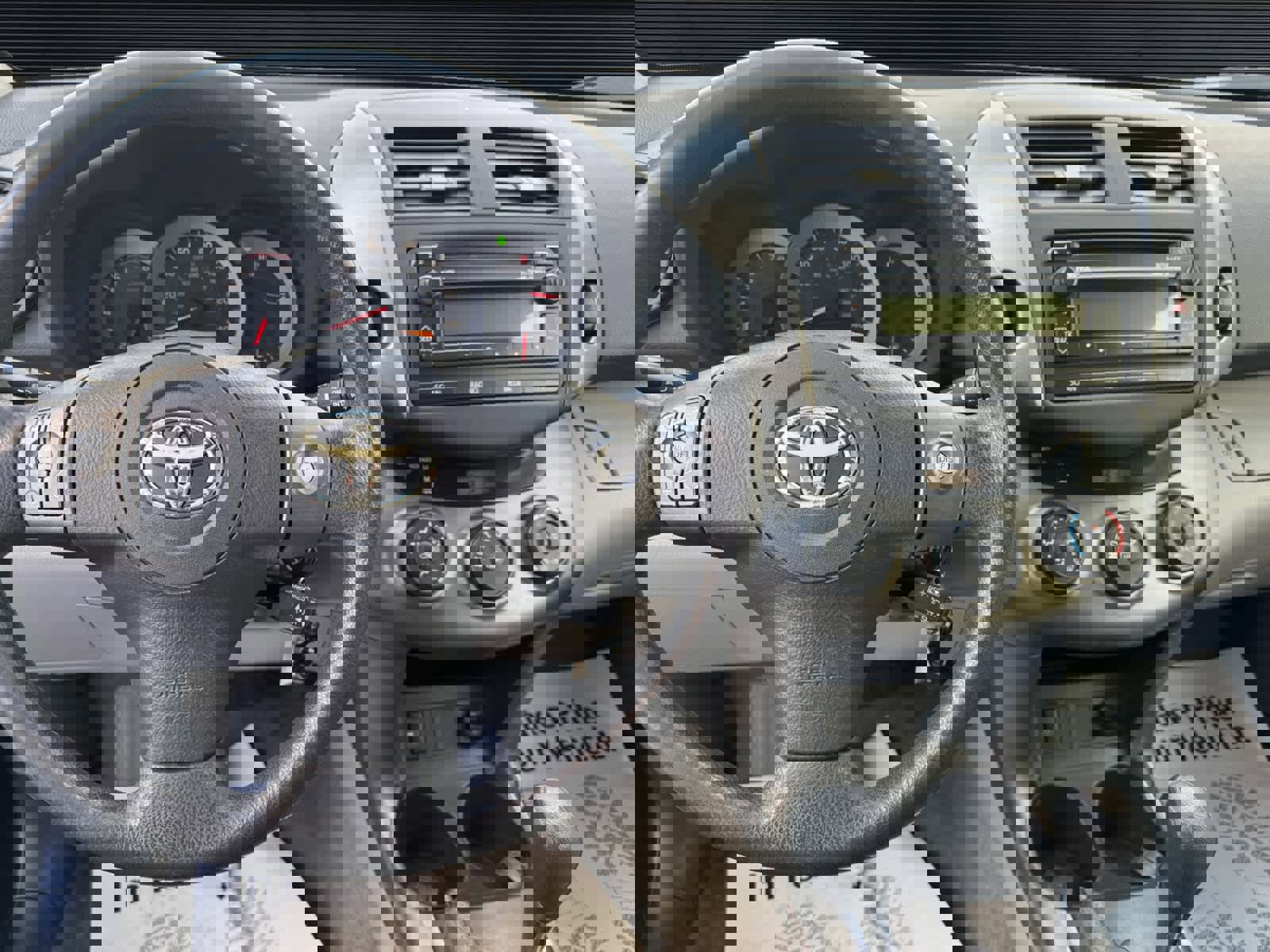 Used 2012 Toyota RAV4 4WD image 3