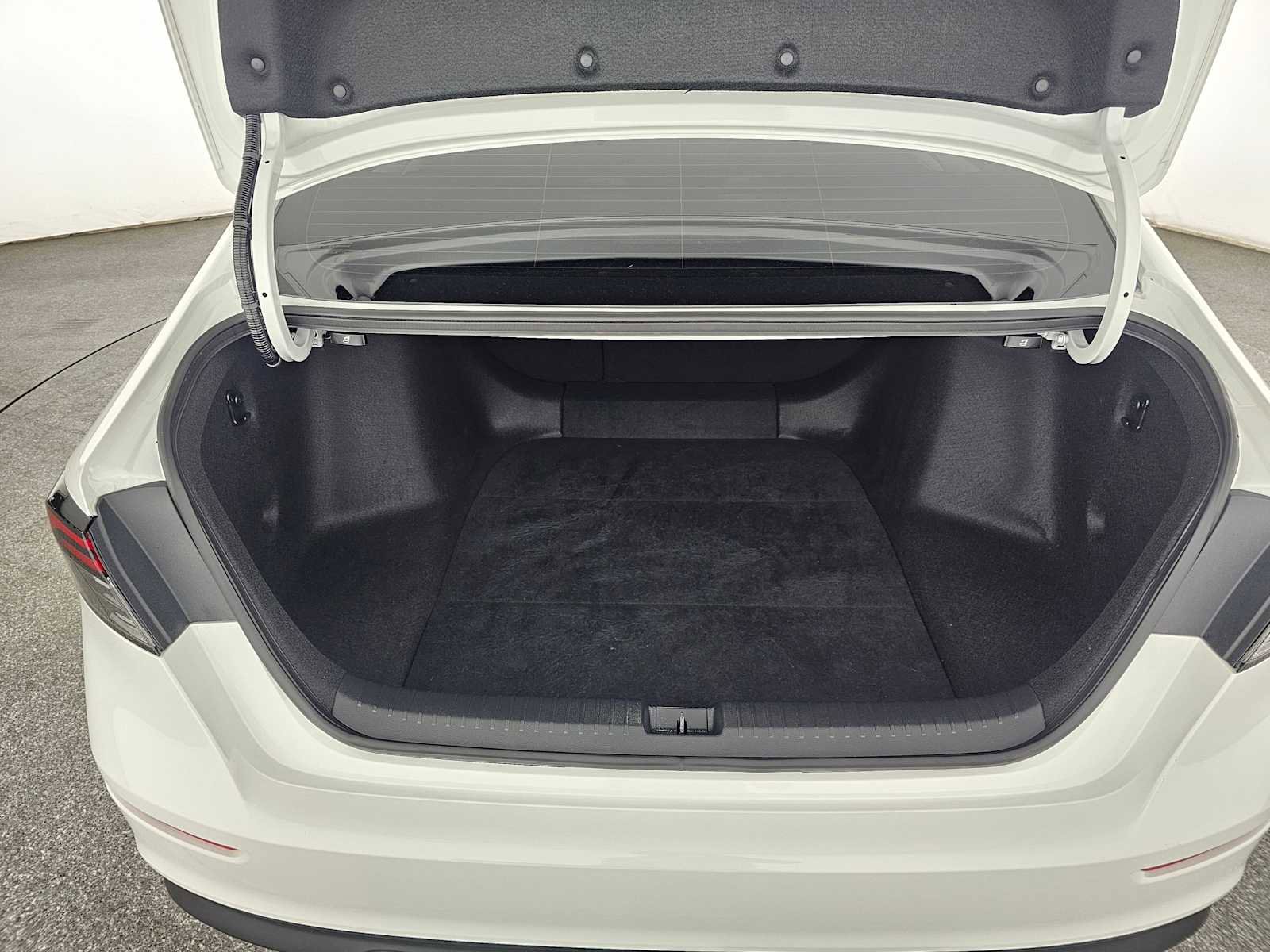 Used 2023 Honda Accord Sport image 14
