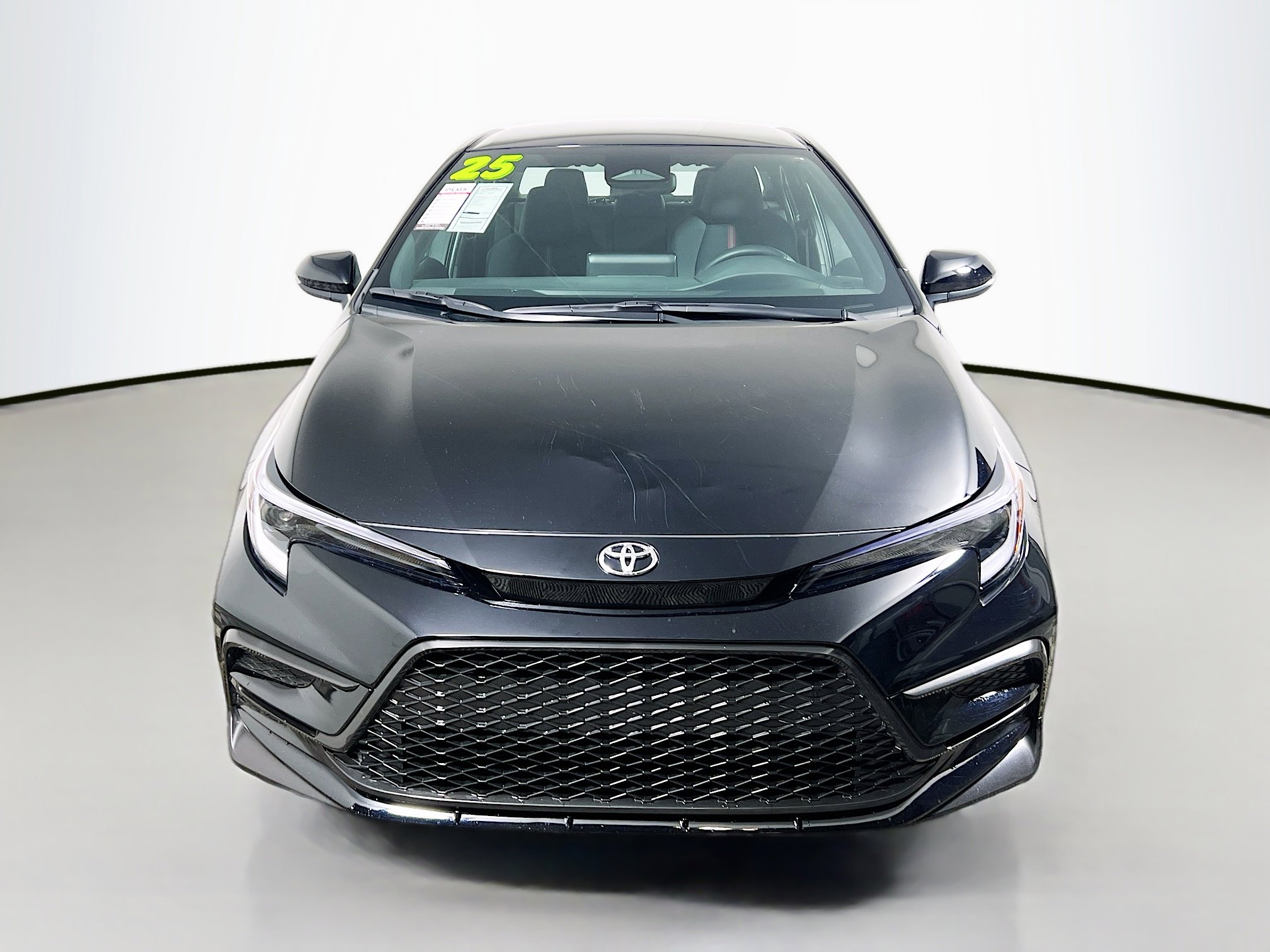 Used 2025 Toyota Corolla SE image 11