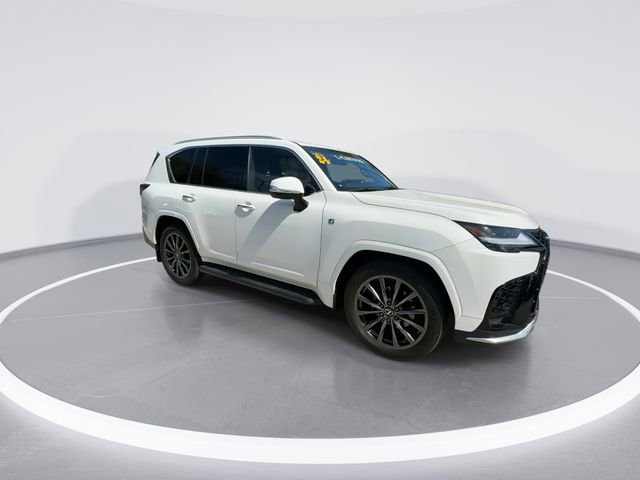 Used 2024 Lexus LX 600 F Sport image 2