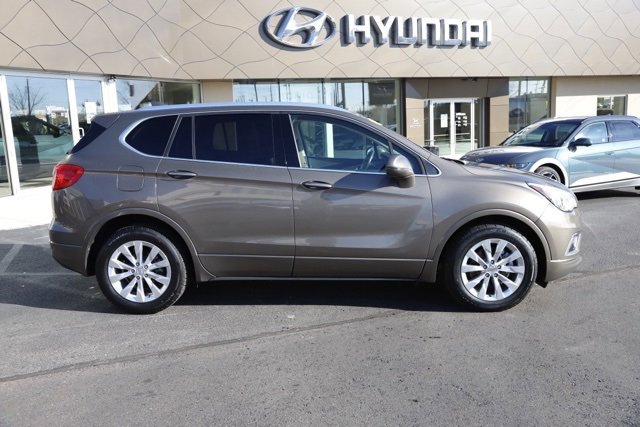 Used 2018 Buick Envision Essence image 2