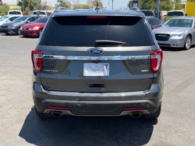 Used 2018 Ford Explorer Limited AWD/4WD image 4