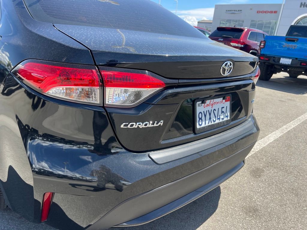 Used 2022 Toyota Corolla LE w/ Carpet Mat Package (TMS) image 13