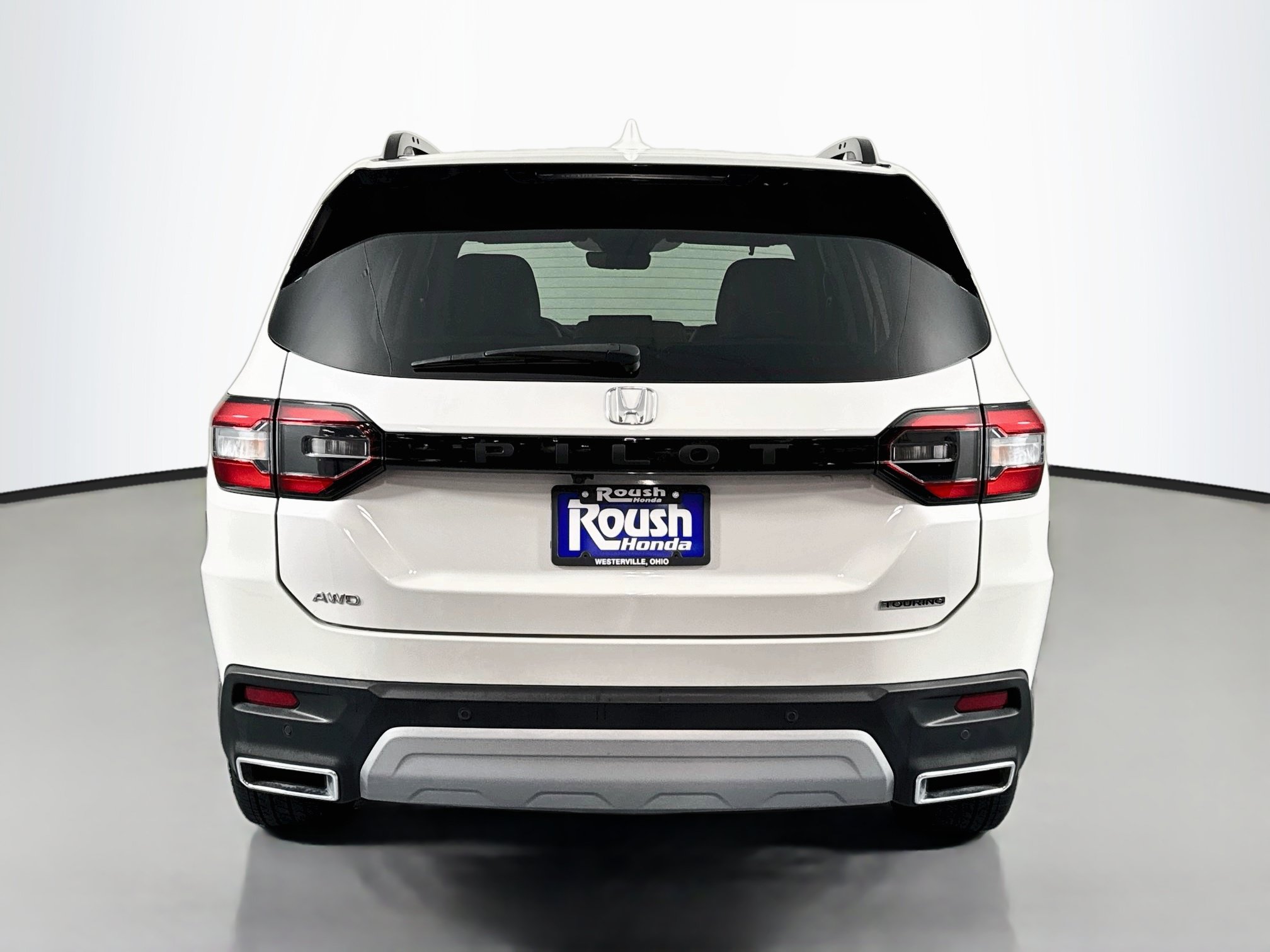 Certified 2024 Honda Pilot Touring image 6