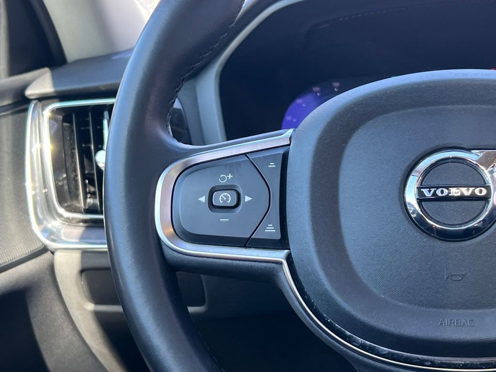 Used 2024 Volvo S60 B5 Core image 24