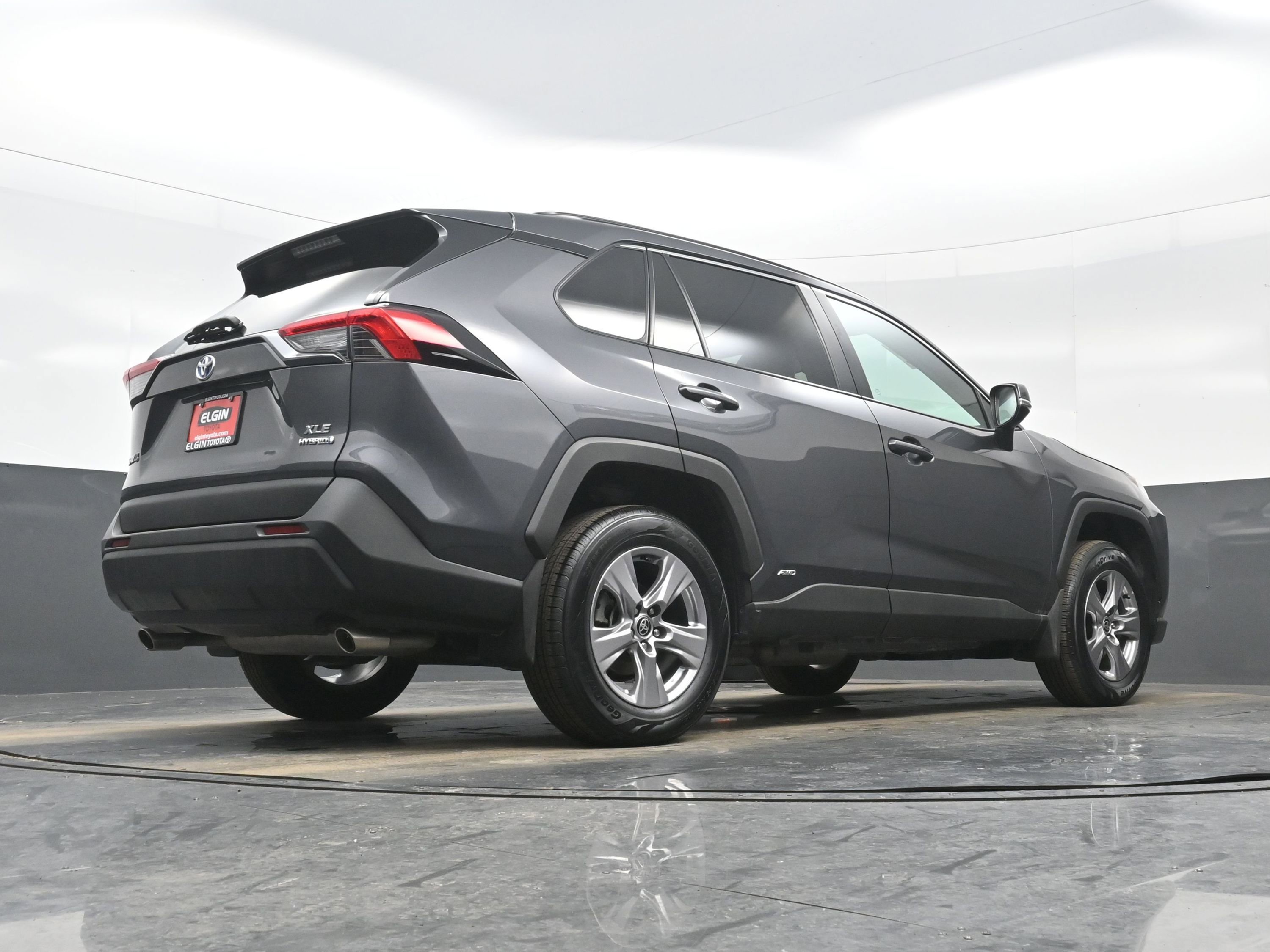 Used 2022 Toyota RAV4 XLE w/ Convenience Package image 34