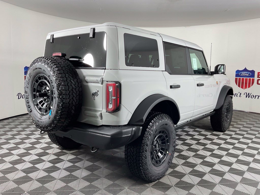 New 2026 Ford Bronco Badlands AWD/4WD image 3