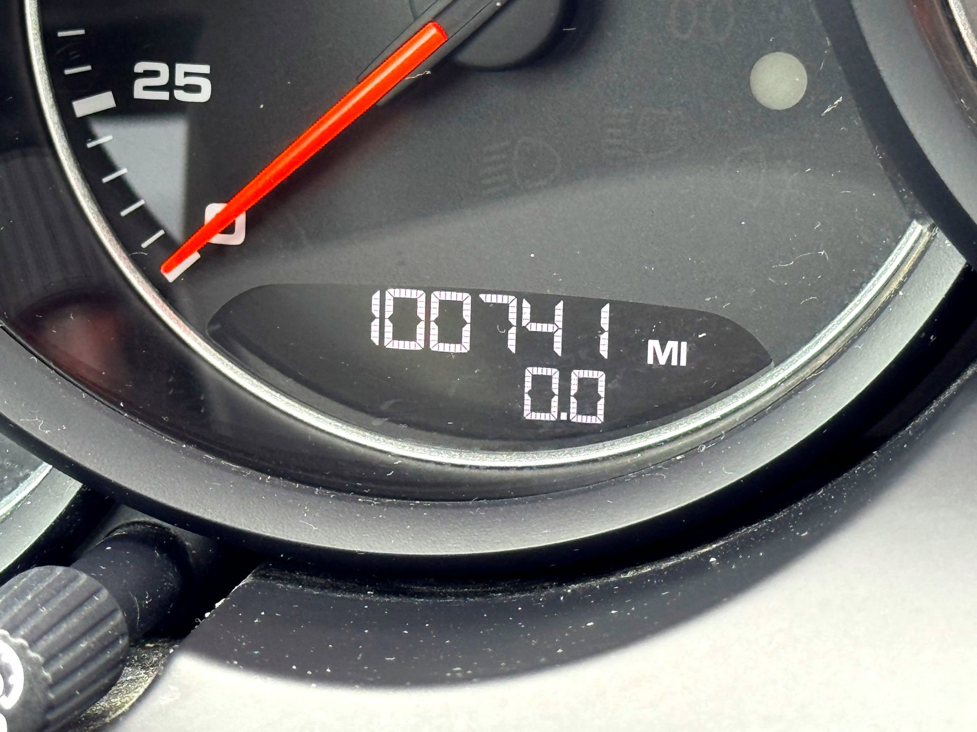 Used 2015 Porsche Cayenne S image 28