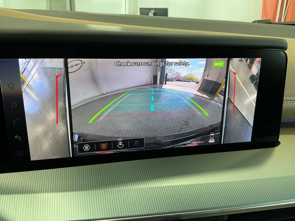 Used 2025 Nissan Murano Platinum image 38