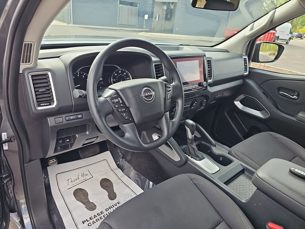 Used 2024 Nissan Frontier SV AWD/4WD image 19
