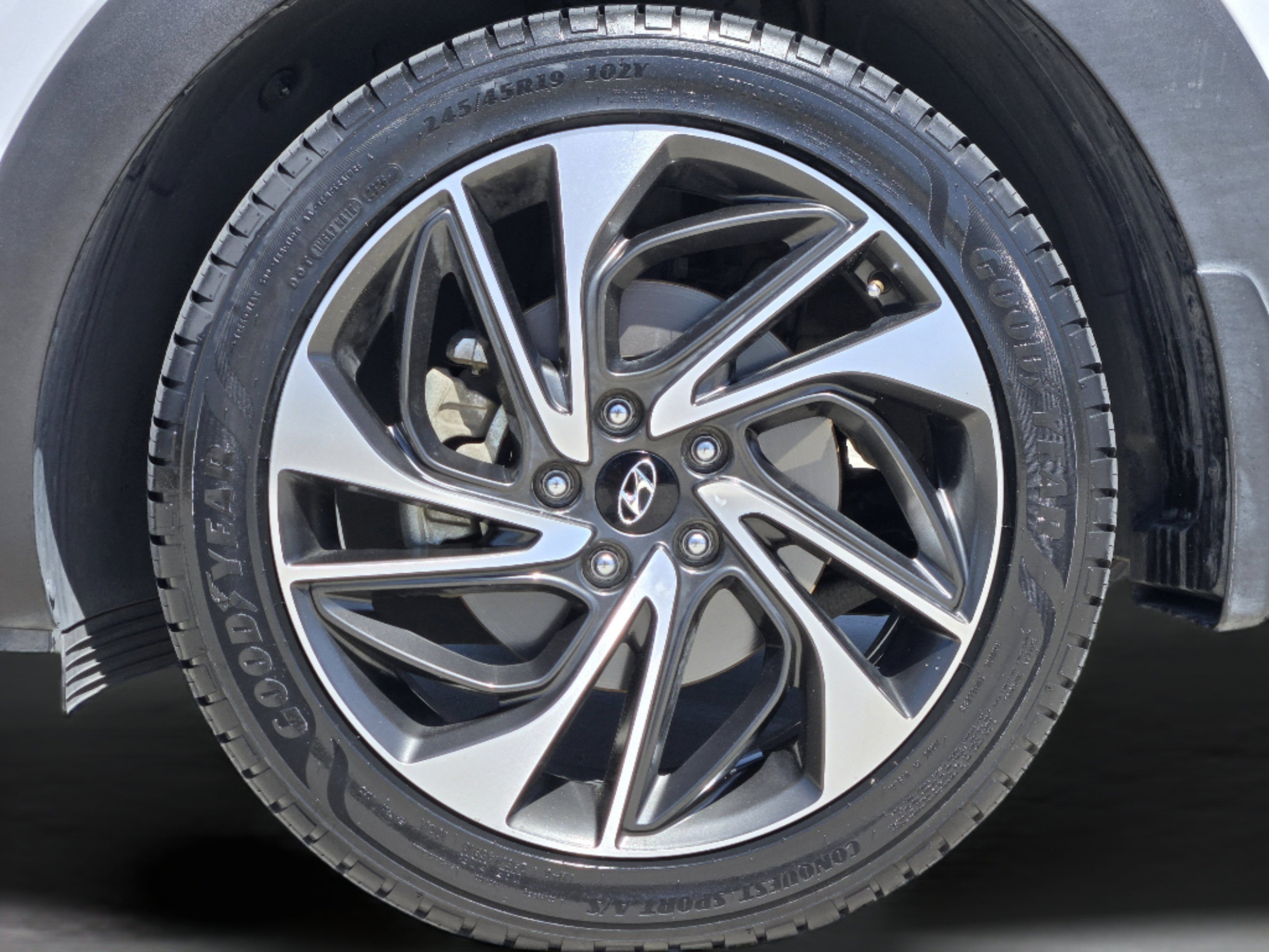 Used 2019 Hyundai Tucson Sport w/ Cargo Package FWD image 37