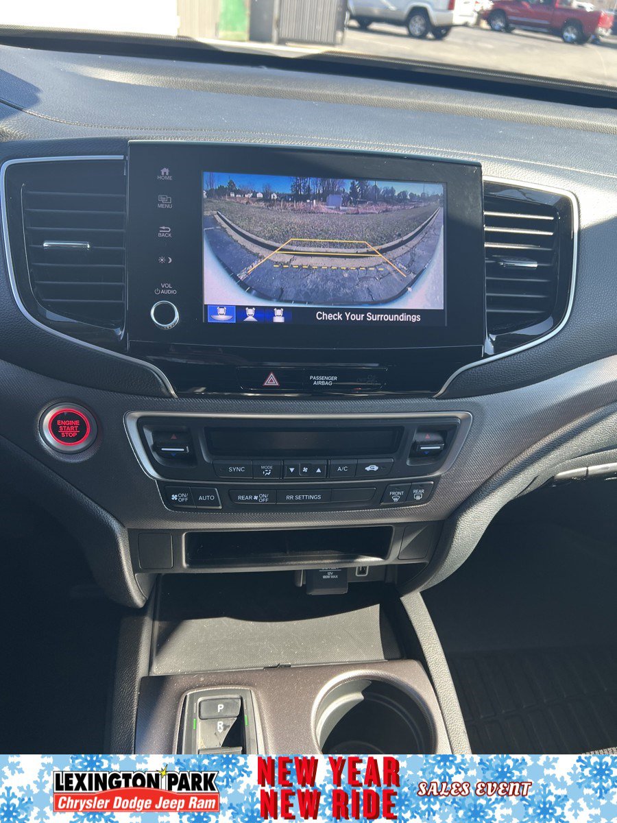 Used 2023 Honda Ridgeline Sport image 24