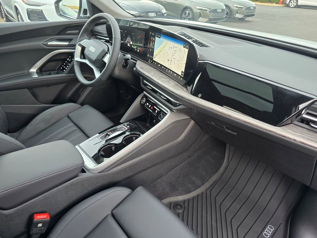 Used 2025 Audi Q5 Premium Plus AWD/4WD image 13