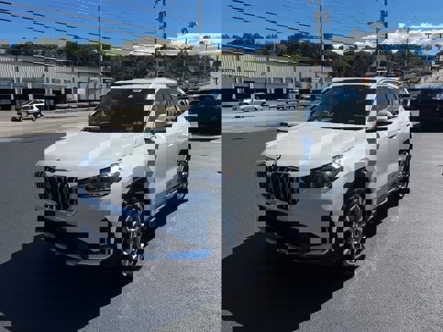 New 2026 BMW X1 xDrive28i w/ Technology Package image 3