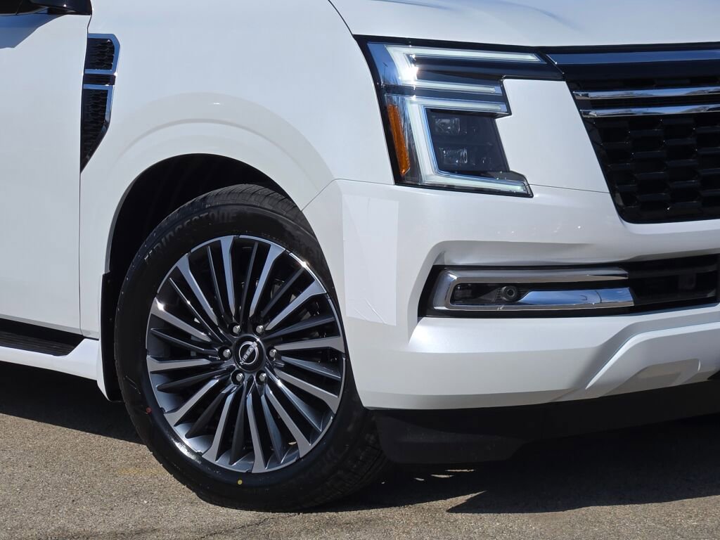 New 2026 Nissan Armada Platinum Reserve w/ Accent Package image 3