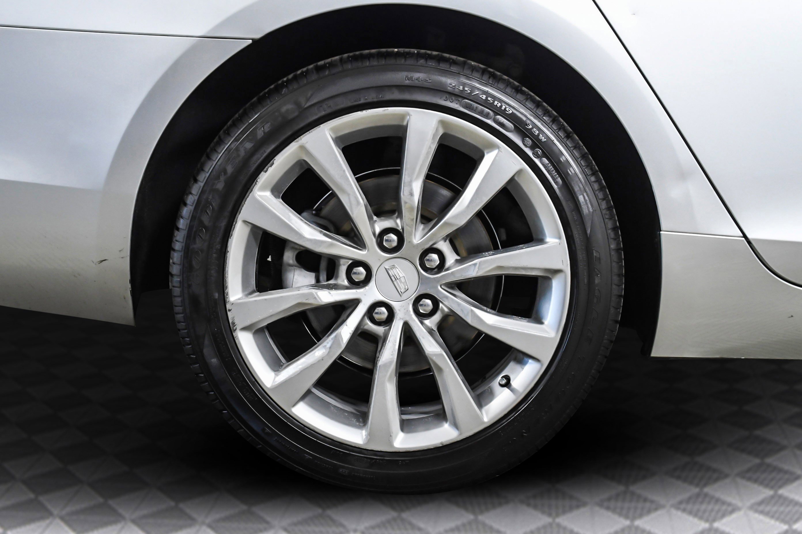 Used 2017 Cadillac XTS Luxury image 29