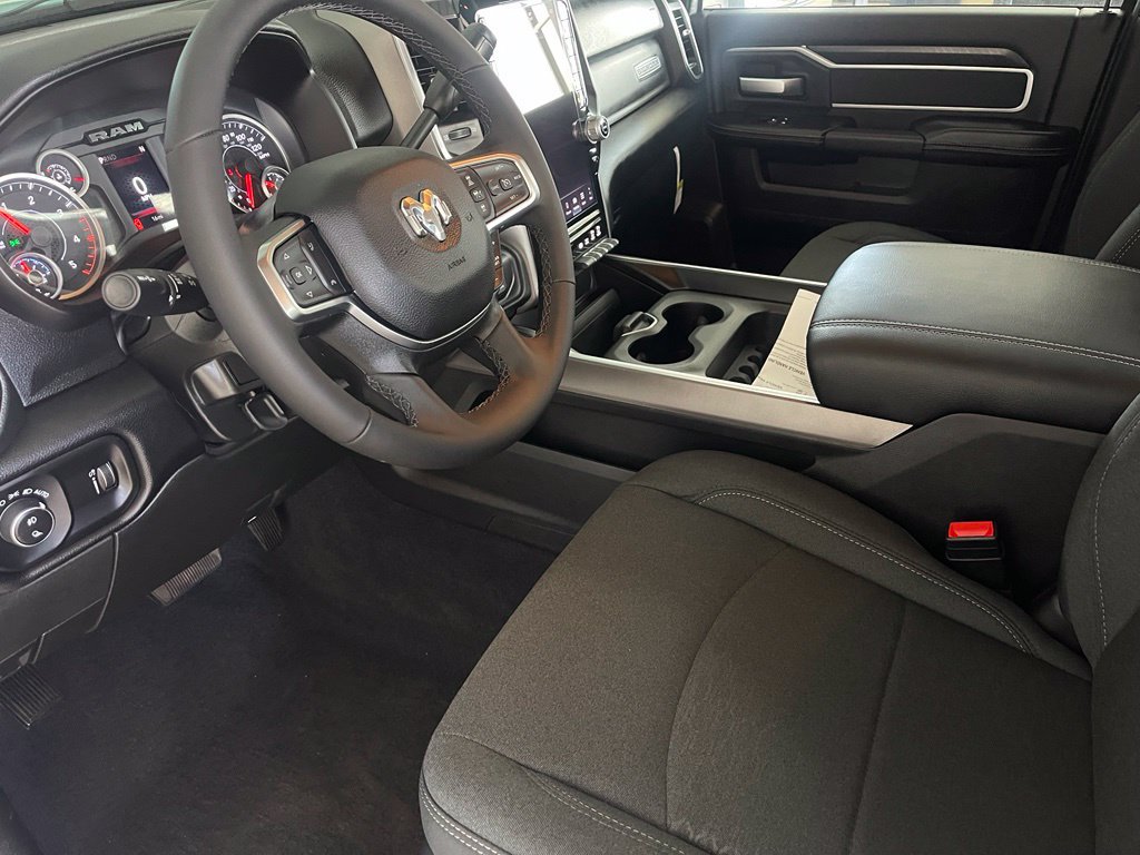 New 2027 RAM 3500 Big Horn AWD/4WD image 7