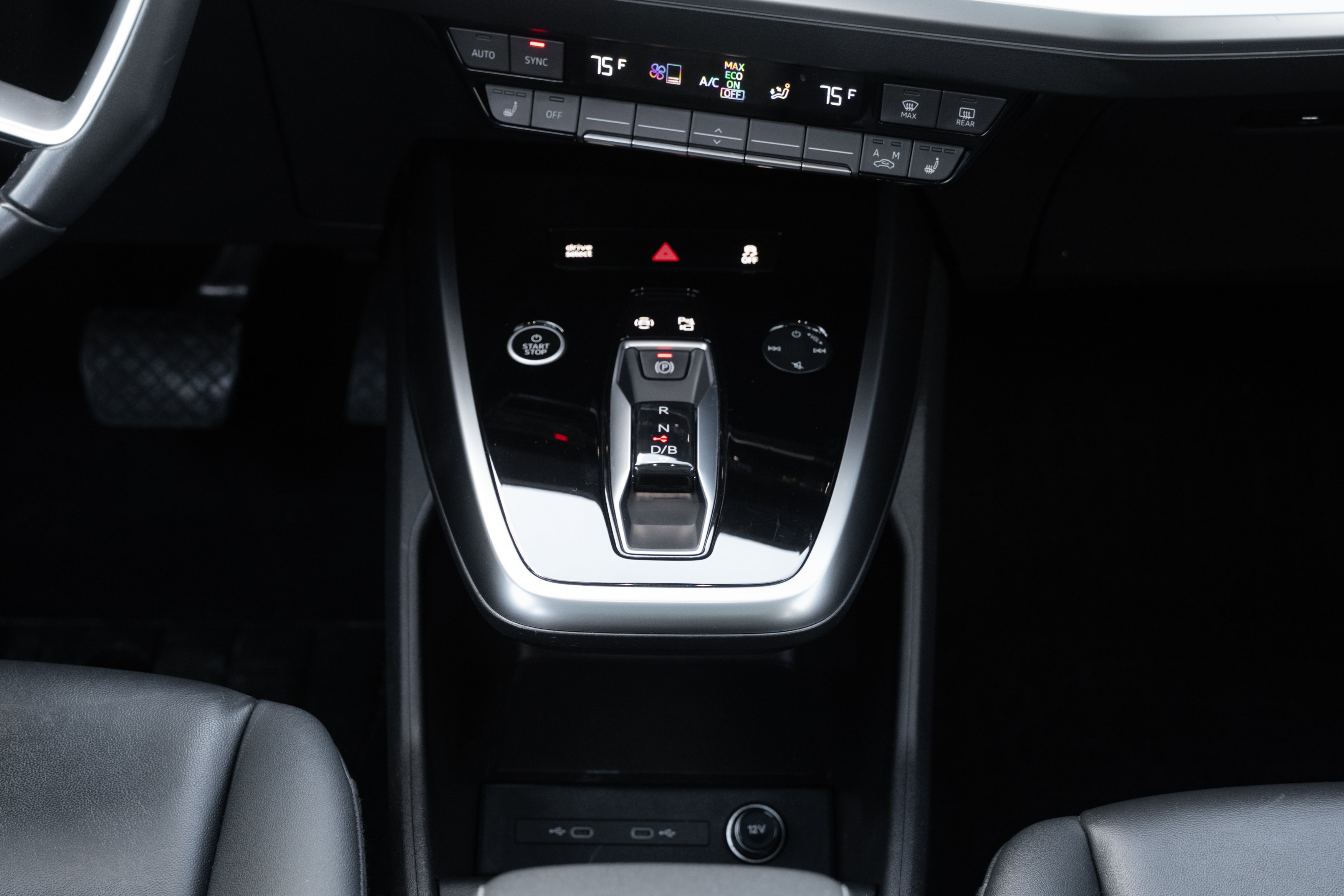 Certified 2023 Audi Q4 e-tron Premium Plus w/ Premium Plus image 17