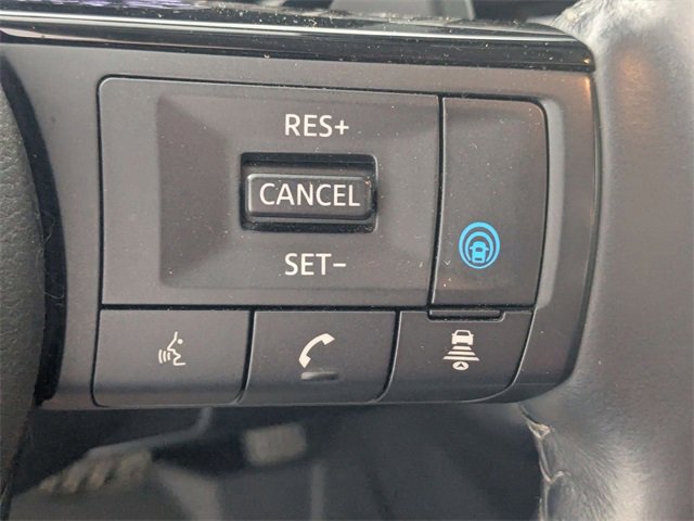 Used 2022 Nissan Pathfinder SL image 16