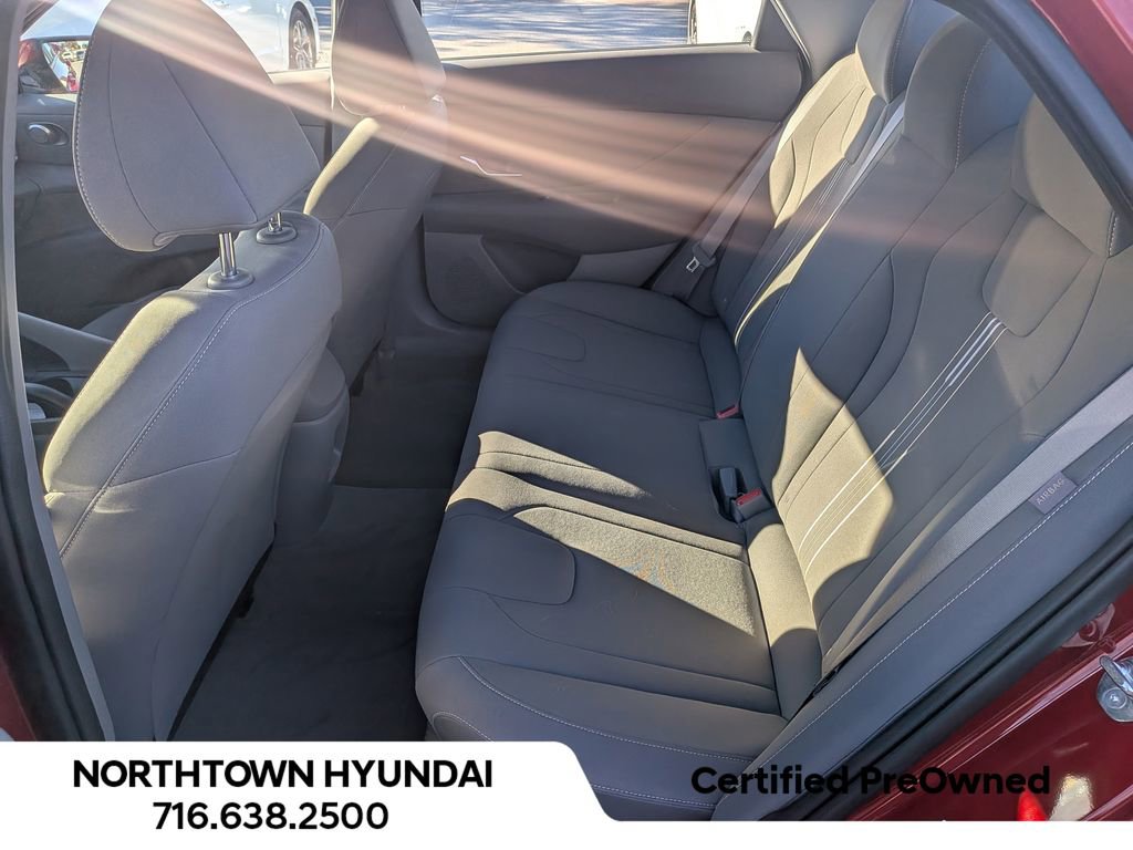 Certified 2024 Hyundai Elantra SEL image 33