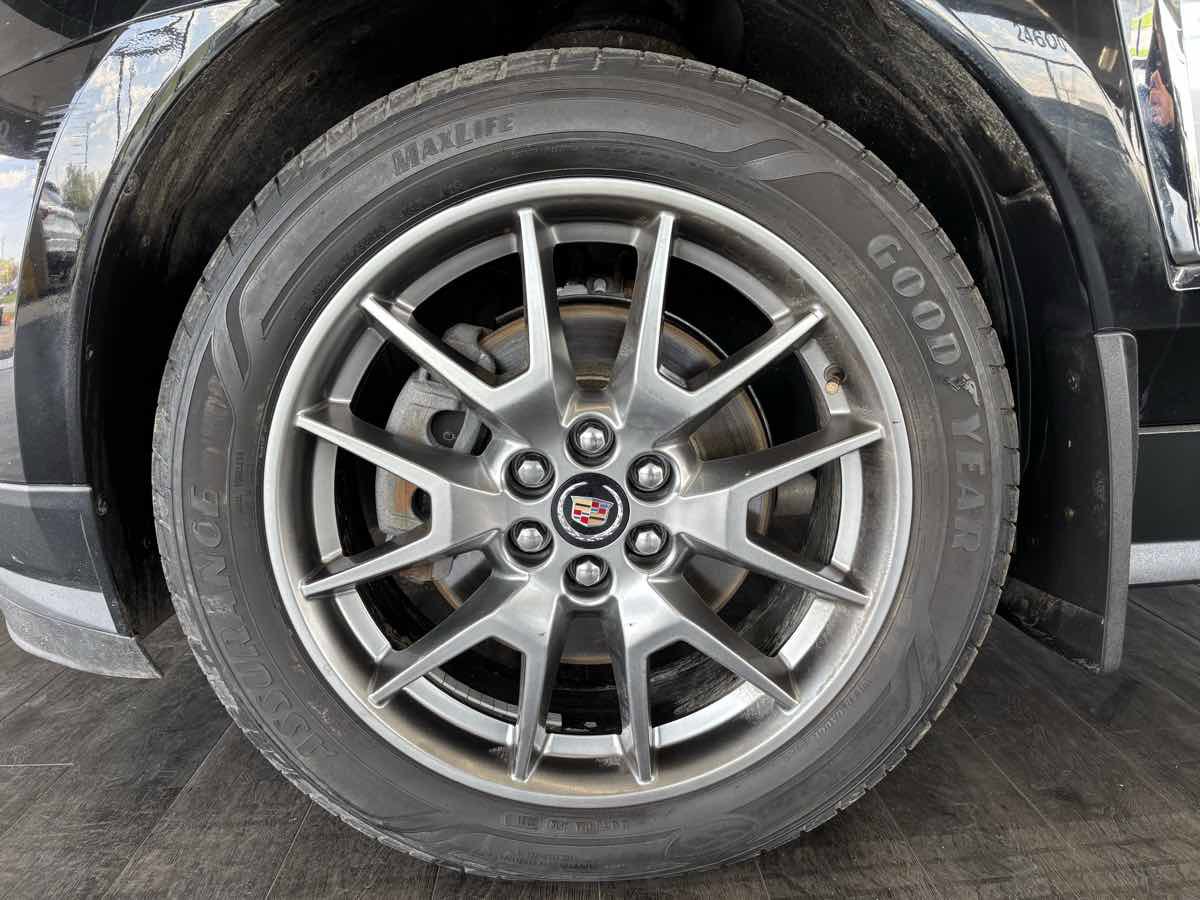 Used 2015 Cadillac SRX Premium w/ LPO, Protection Package FWD image 26