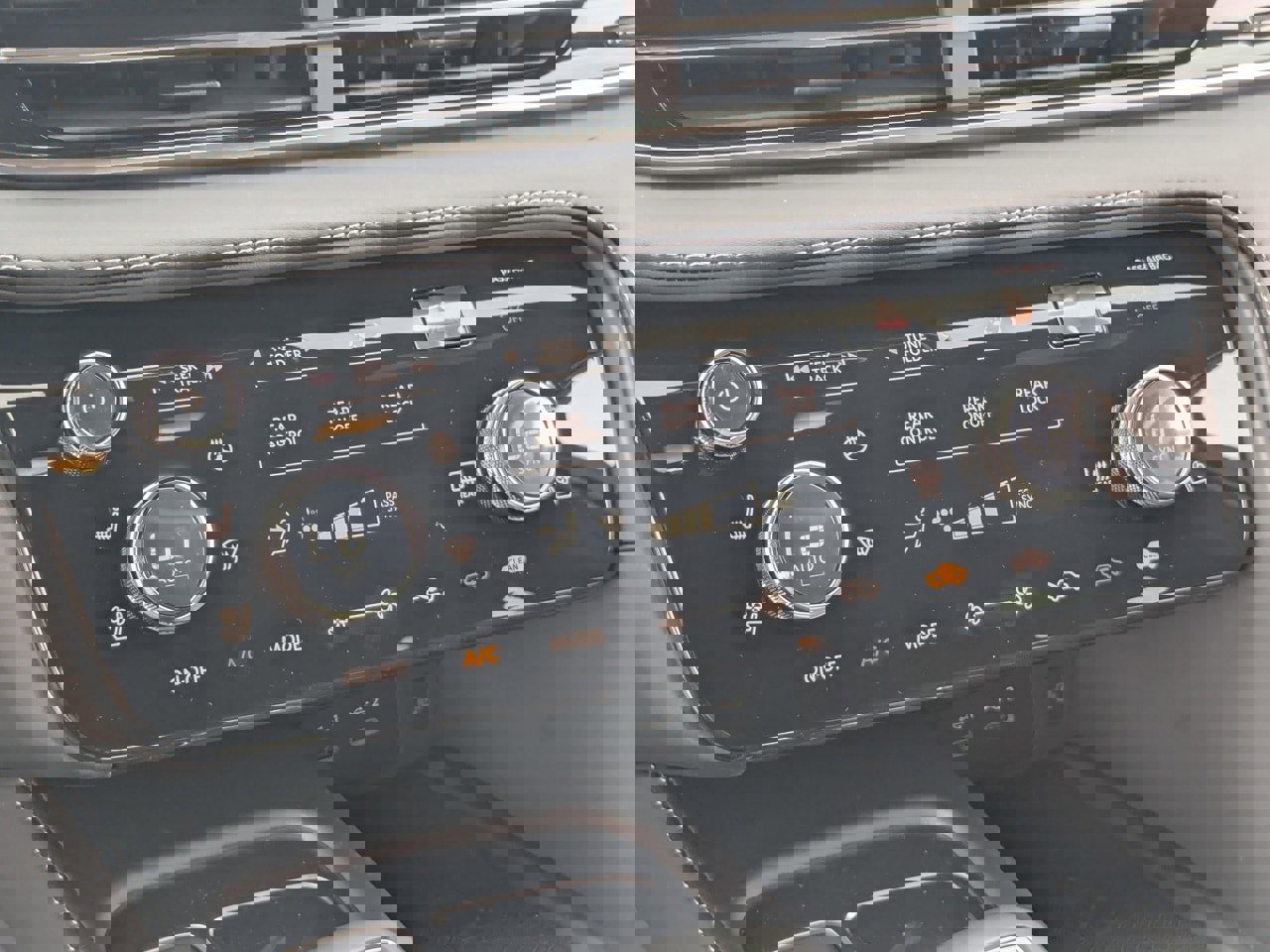 New 2026 INFINITI QX60 Autograph image 16