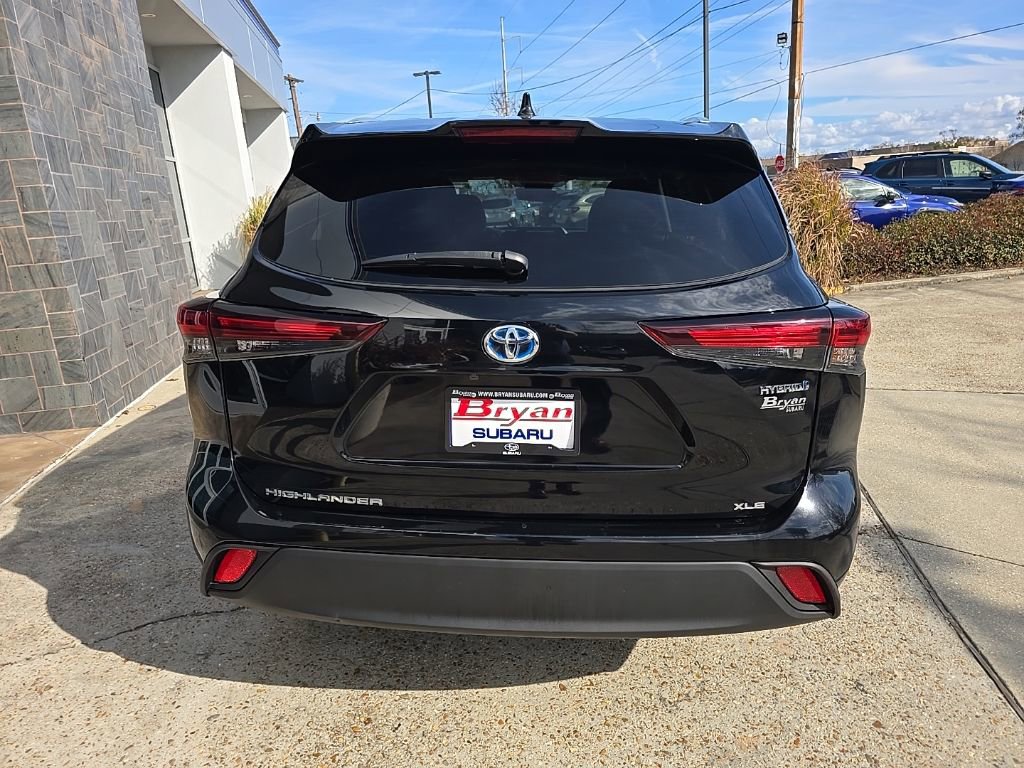 Used 2024 Toyota Highlander XLE image 29