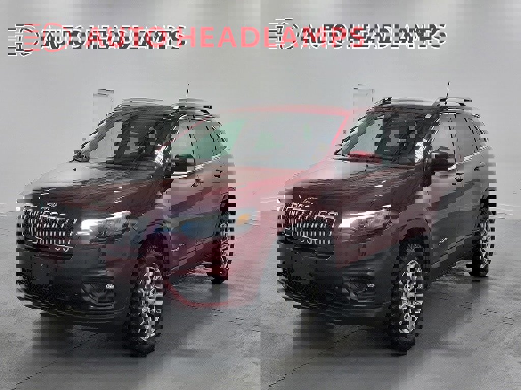 Used 2019 Jeep Cherokee Latitude Plus w/ Comfort/Convenience Group image 4