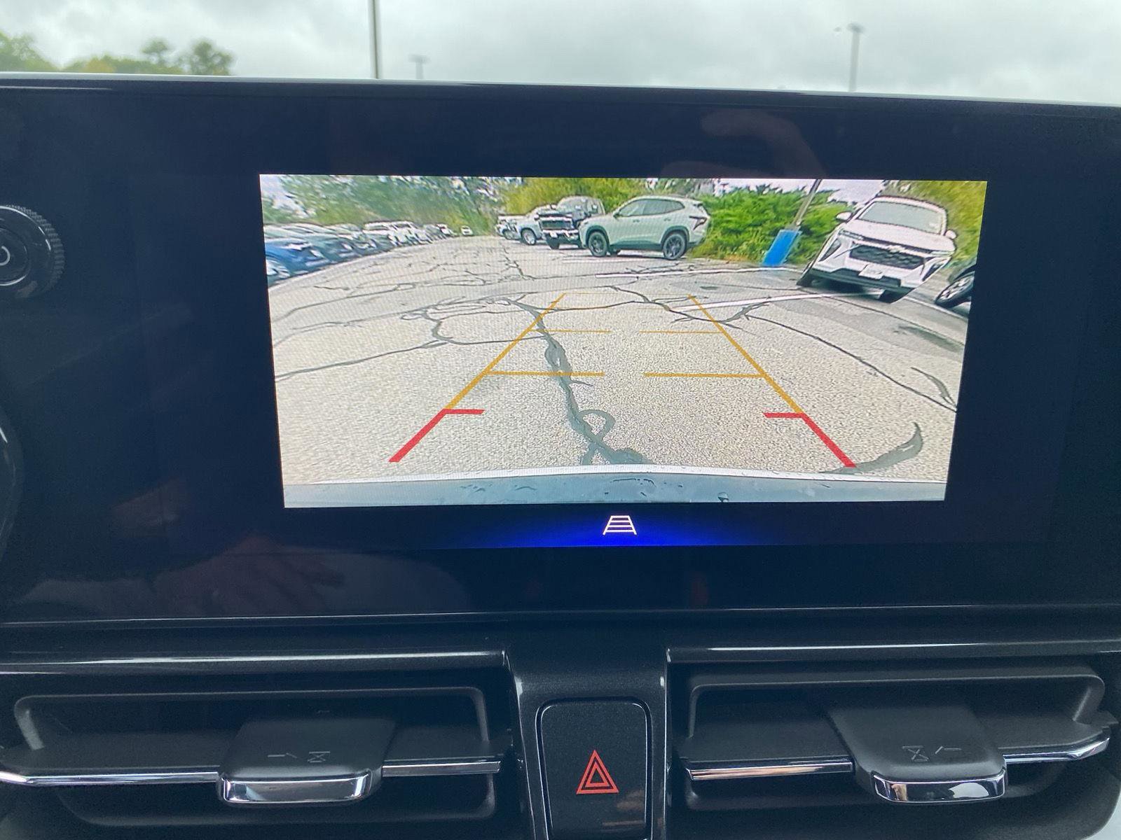 Used 2024 Chevrolet TrailBlazer LT image 21