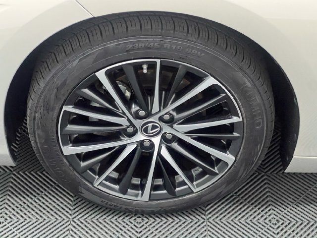 Used 2024 Lexus ES 350 w/ Premium Package FWD image 23