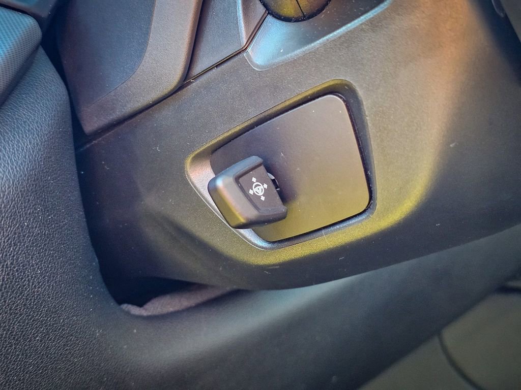 Used 2023 BMW X6 xDrive40i w/ Premium Package image 17